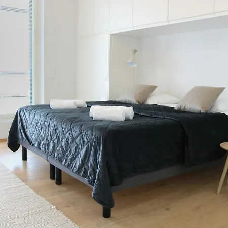 Spacious For 4 With Sauna Apartment *