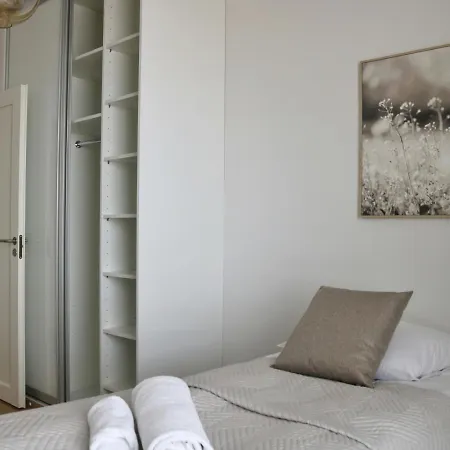 Spacious For 4 With Sauna * Helsinki